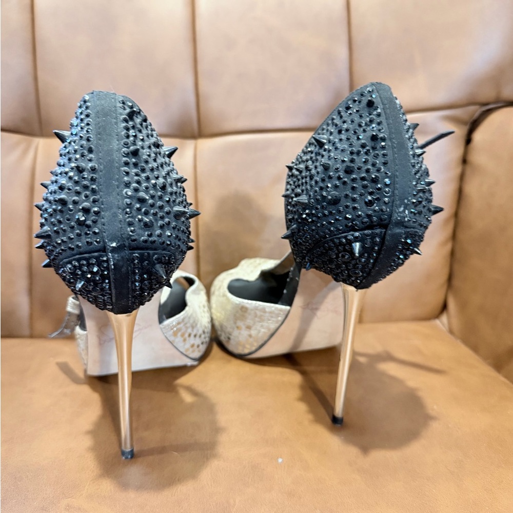 Sam Edelman Black and Tan Peep Toe Heels